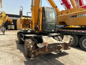 Hyundai Wheel Excavator 210 W-7 (21 Tons)